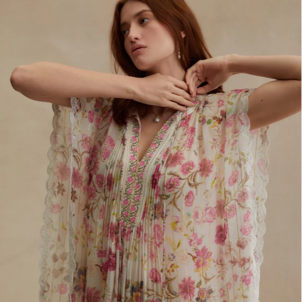 Tara Kaftan by Hemant & Nandita 💫 NWT 💫